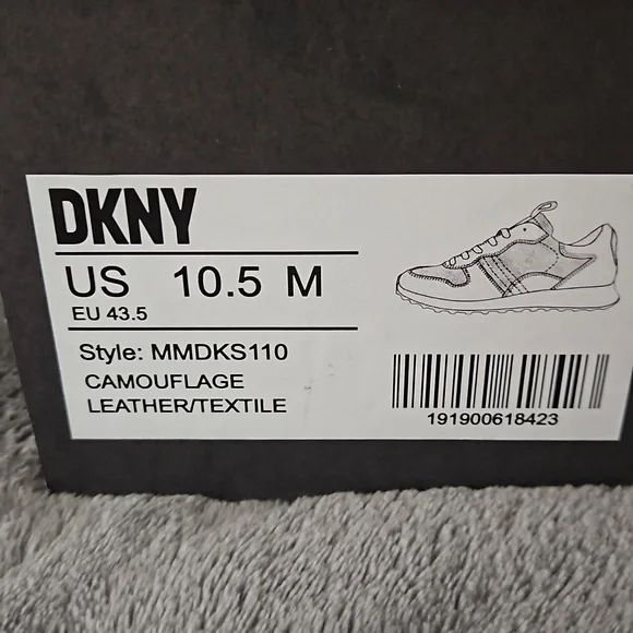 DKNY Mens Camo Sneakers.BRAND NEW IN ORIGINAL BOX.NEVER WORN OR TRIED ON!!
